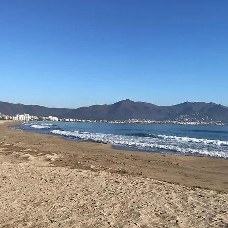 130-apartamento Con Vistas Al Mar En Empuriabrava-empurialola Apartment *